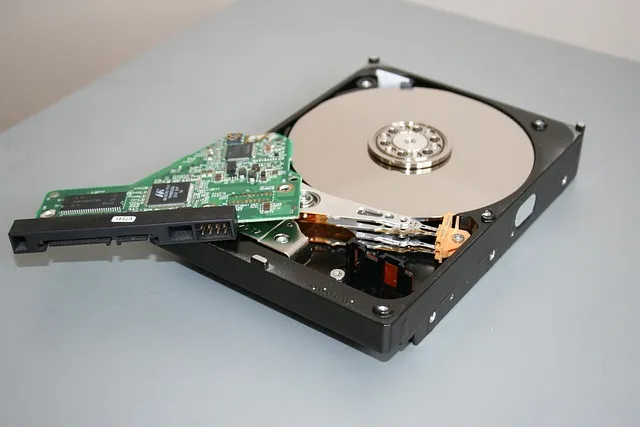 hard disk drive